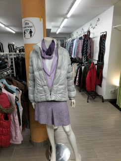 Kleidung aus dem Reißverschluss